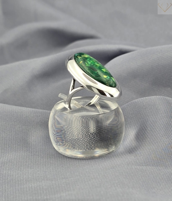 Srebrny pierścionek pr925 z zielonym kamieniem Opal