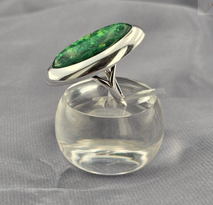 Srebrny pierścionek pr925 z zielonym kamieniem Opal