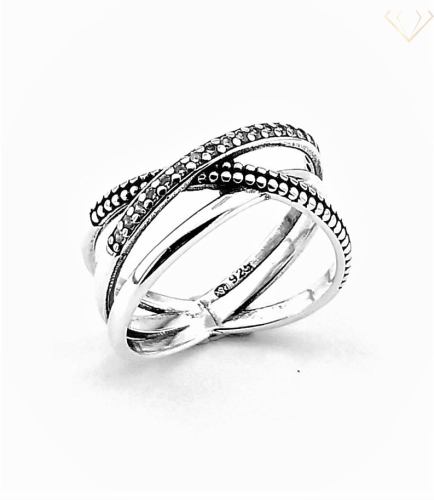 Srebrny pierścionek oksydowany przeplatany z cyrkoniami R15