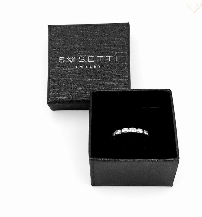 Srebrny pierścionek gładki z cyrkoniami pr.925